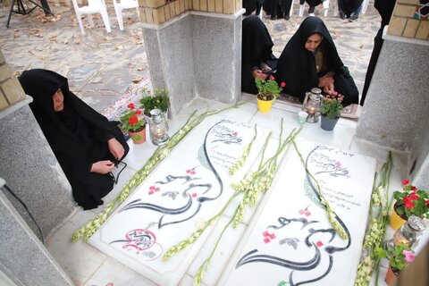 تصاویر مراسم عزاداری فاطمی ، در مجتمع فرهنگی وآموزشی مفتاح مشهد در جوار شهدای گمنام