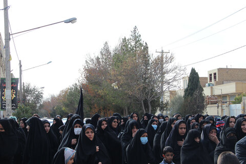 تصاویر/تشییع شهید گمنام در محله بزرگ امام شهر یزد