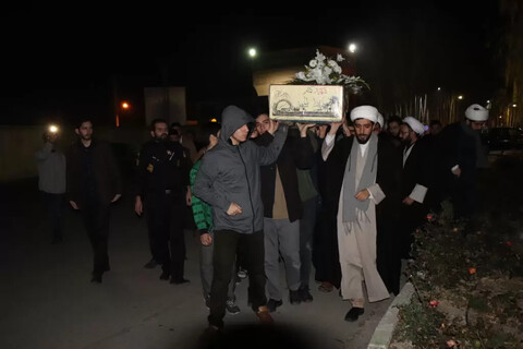 تصاویر/ مراسم وداع با شهید گمنام در حوزه علمیه بناب