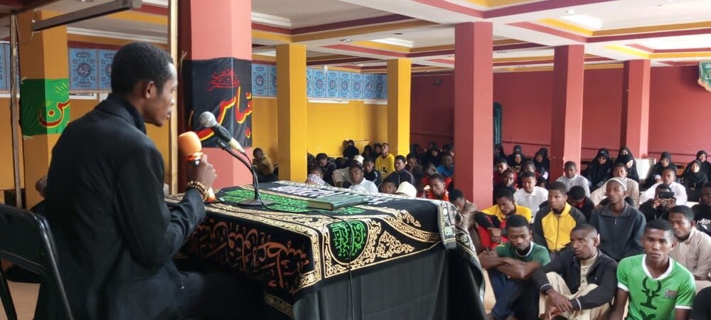 برگزاری برنامه‌ها و نشست‌های مختلف به مناسبت ایام فاطمیه در ماداگاسکار