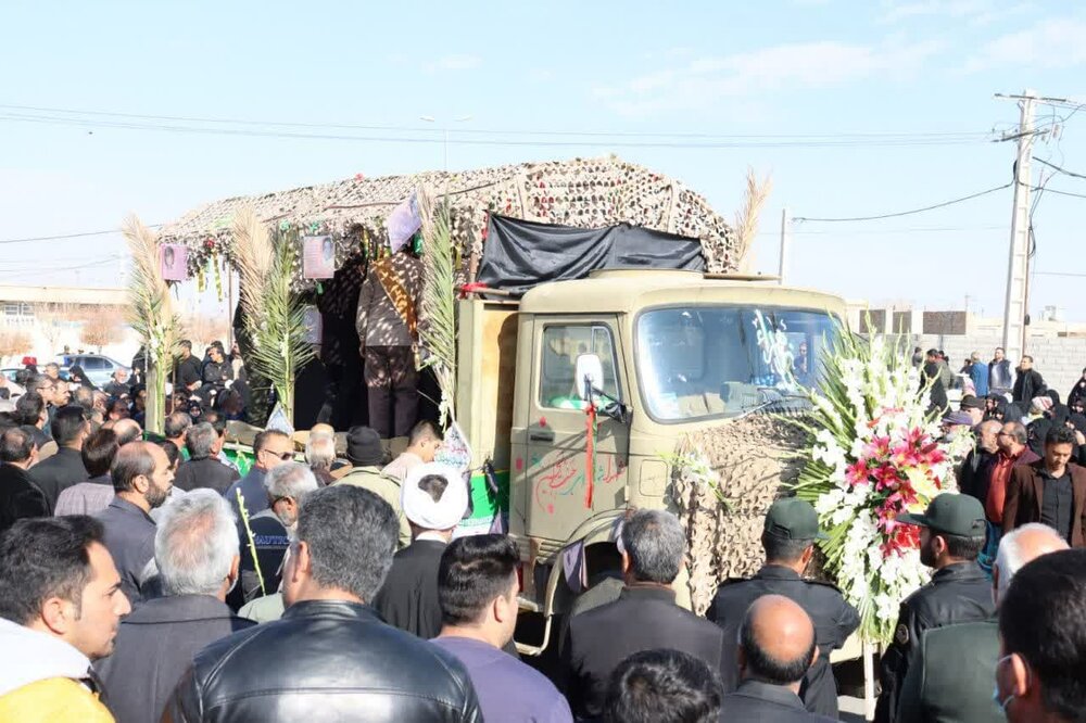 بانوان طلبه ابرکویی با شهدا میثاقی دوباره بستند+ فیلم و عکس