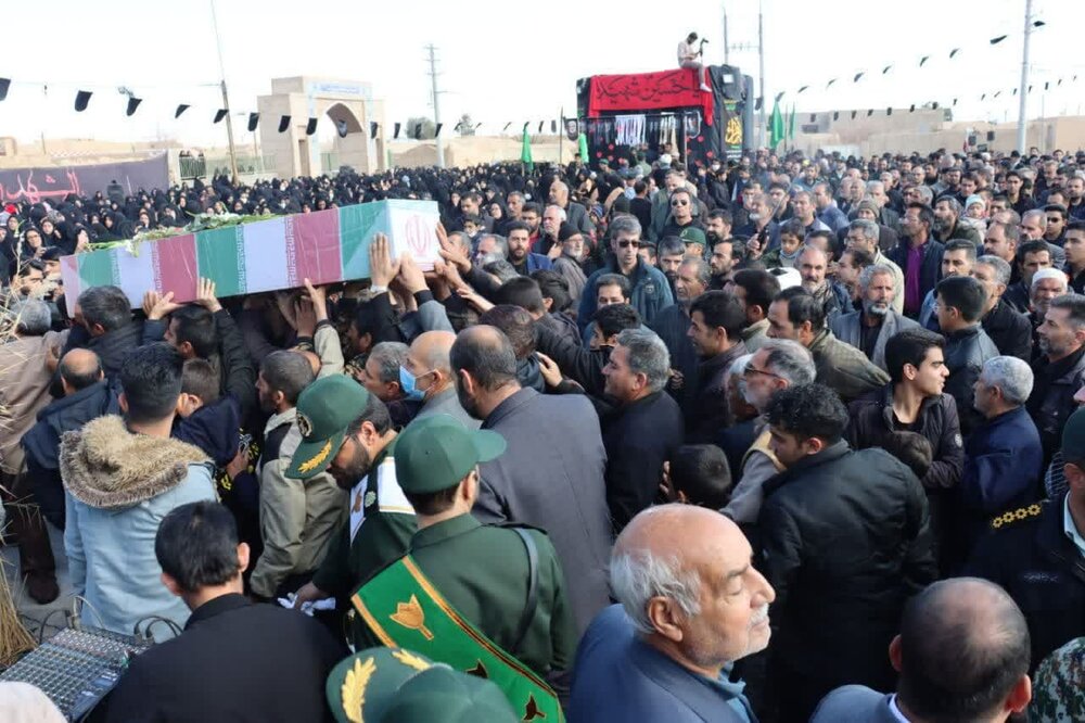 بانوان طلبه ابرکویی با شهدا میثاقی دوباره بستند+ فیلم و عکس