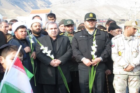 تصاویر/ مراسم تشییع و تدفین شهید گمنام در روستای گون پاپاق شهرستان بیله سوار