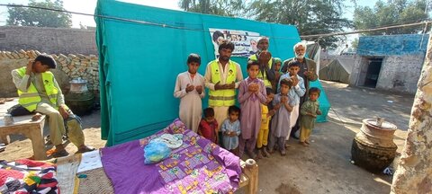شیعہ علماء کونسل اور زہرا (س) اکیڈمی کی طرف سے سیلاب متاثرین کیلئے خیموں کی فراہمی