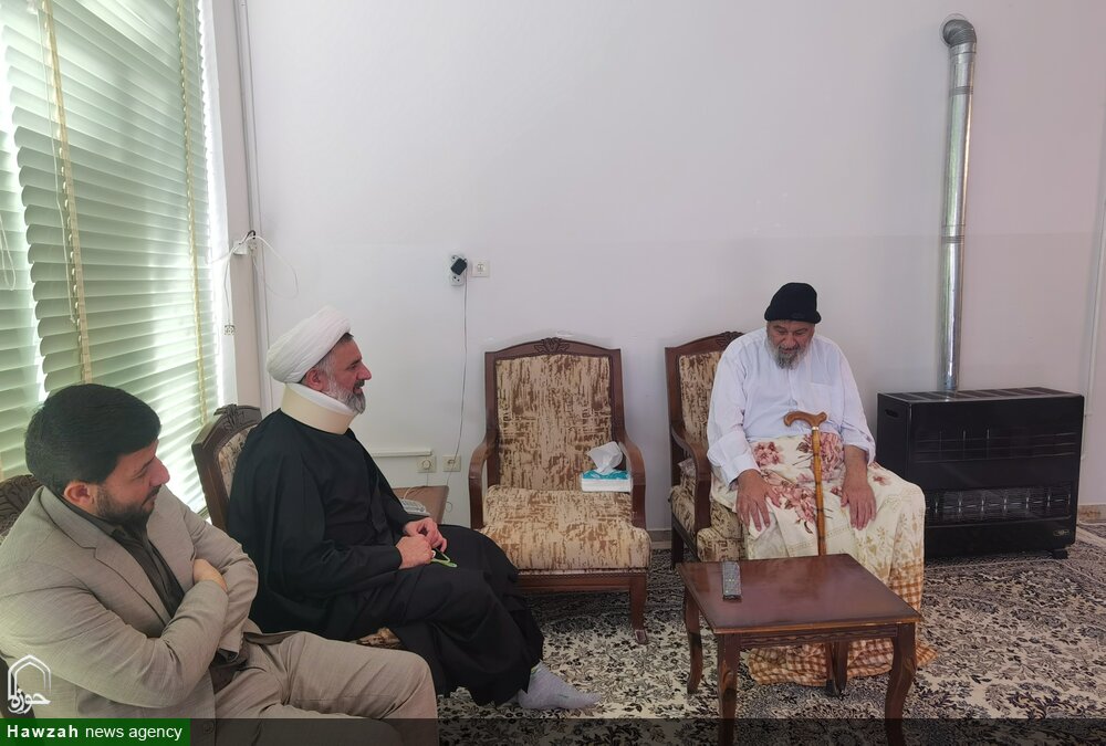 دیدار مدیر حوزه علمیه یزد با امام جمعه سابق بافق