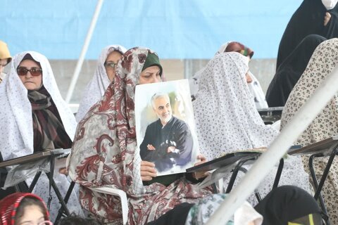 گزارش تصویری حضور مردم بروجرد در مراسم یوم الله 9 دی/امروز مصلی شهرستان