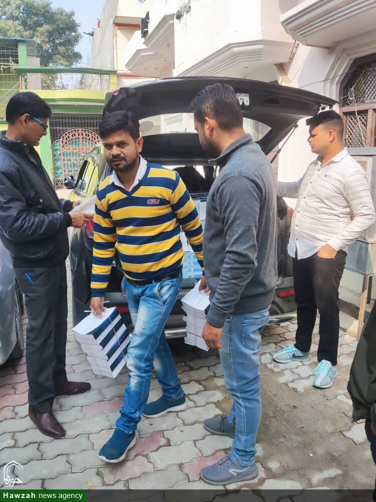 भारत में अय्यामे अज़ा ए फातेमी के मौके पर देश के कोने-कोने में किताबें और बैनर पहुंचाए गए