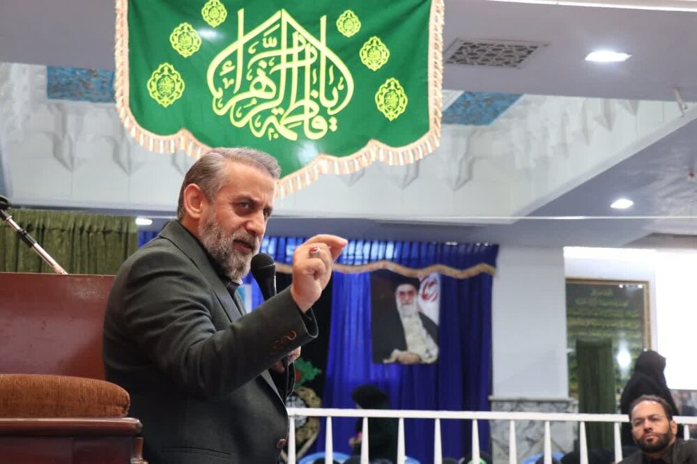 باباخانی: هیئتها برای گرامیداشت یاد حاج قاسم بسیج شوند | دیانی: از شهدا حرف زدن، عنصر اصلی روضهخوانی است
