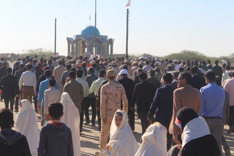 تصاویر/ تشییع پیکر مطهر  شهید گمنام هشت سال دفاع مقدس  در شهرستان بندر  سیریک