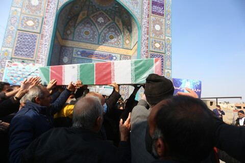 تشییع شهدای گمنام در شهرهای مینادشت ، فولادشهر و زرین شهر اصفهان‎‎‎‎