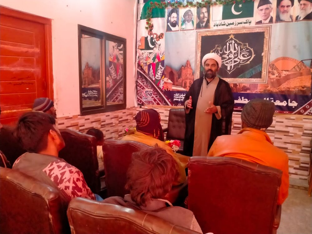 دین کی بنیادی تعلیم ہر مسلمان پر فرض ہے: علامہ مقصود علی ڈومکی