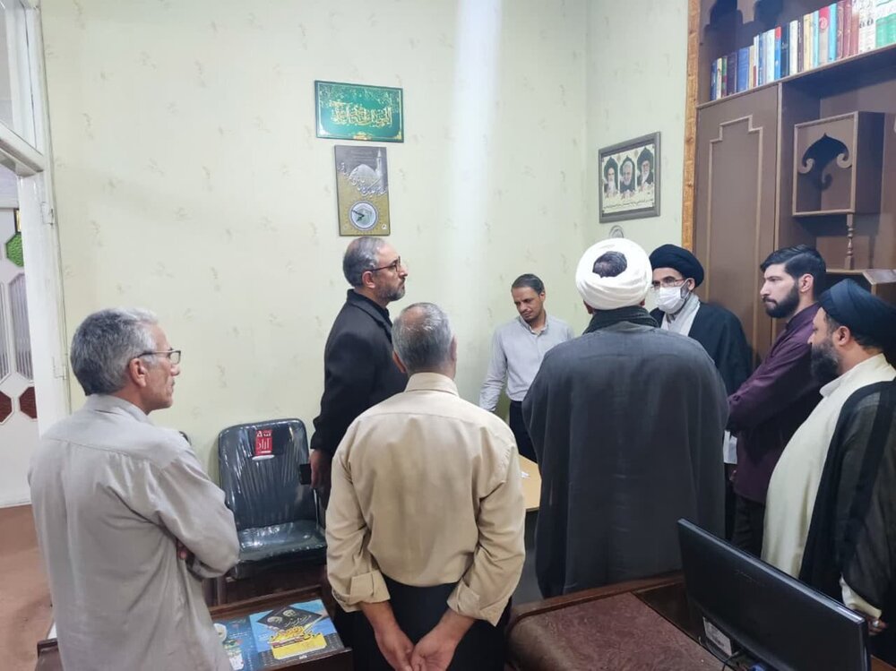 بازدید نماینده ولی فقیه در کاشان از اداره تبلیغات اسلامی کاشان +عکس