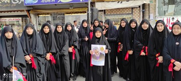 فیلم| اجرای سرود خیابانی دختران حاج قاسم در یاسوج