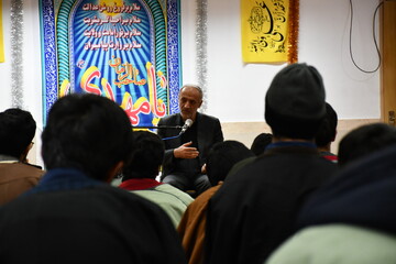 توجه به جهاد تربیتی و دفاعی لازمه جهاد تبیین است