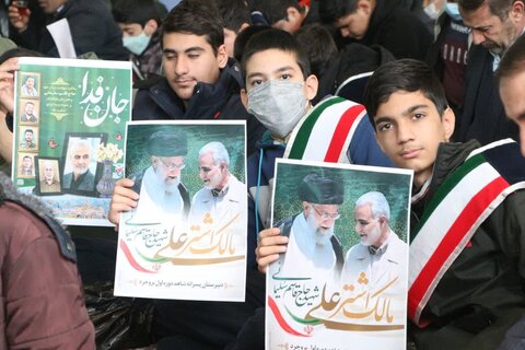 گزرش تصویری مراسم بزرگداشت سردار دل ها/امروز /مسجد امام خمینی(ره) بروجرد