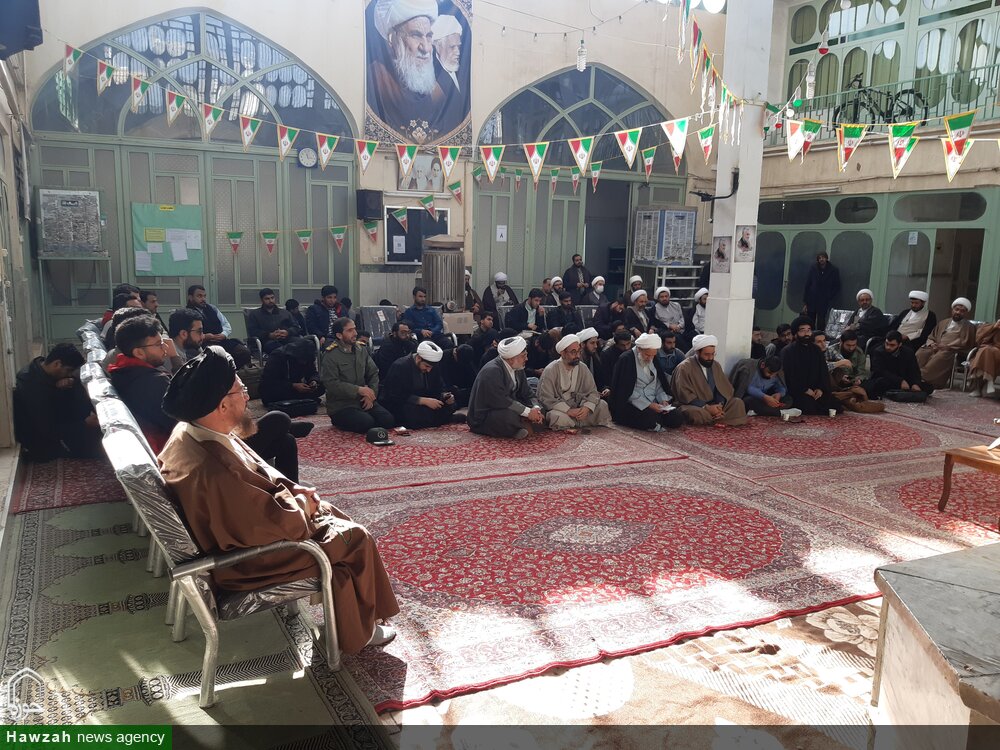 مدرسه علمیه آیت الله مدنی (ره) کاشان میزبان سوگواران سردار دل ها + عکس 