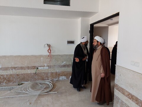 تصاویر/ بازدید مدیر حوزه های علمیه خواهران کشور از ساختمان جدید مدرسه علمیه خواهران آذرشهر