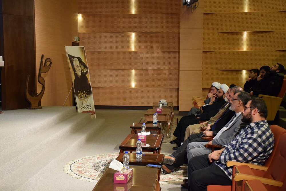 شهید سلیمانی نمادی از بالندگی تفکر شیعه بود