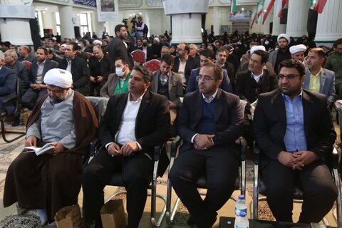 تصاویر/ برگزاری هشتمين اجلاسی استانی نماز با حضور حجت الاسلام و المسلمین قرائتی