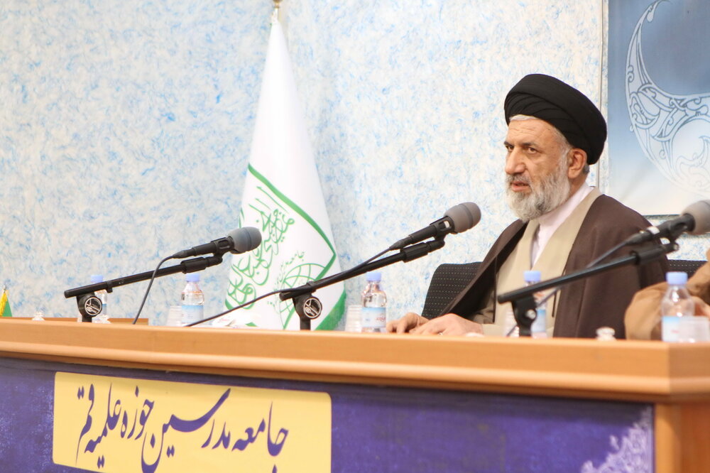 دلیل دشمنی نظام سلطه با جمهوری اسلامی ایران چیست؟