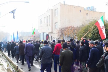 تصاویر/ تشییع و خاکسپاری شهید دفاع مقدس در نیاسر کاشان