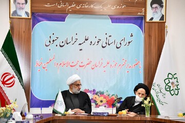 حوزه علمیه در برابر جنگ فرهنگی دشمن گام‌های استواری بردارد