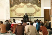برگزاری جلسه درس اخلاق در مدرسه علمیه آیت الله بهاری (ره) + عکس