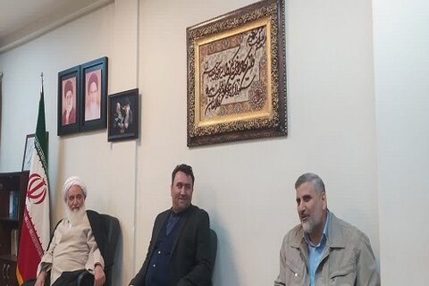 آیت الله علماء، در دیدار با دکتر حسن نوروزی رئیس سازمان برنامه و بودجه استان کرمانشاه