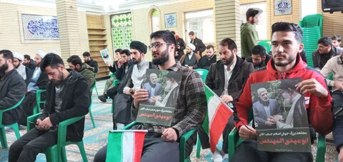 تجمع طلاب و فضلای شهرستان تکاب در محکومیت اهانت نشریه فرانسوی
