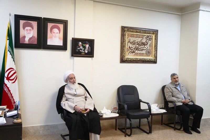 دانشگاه فرهنگیان معلم معتقد تربیت کند