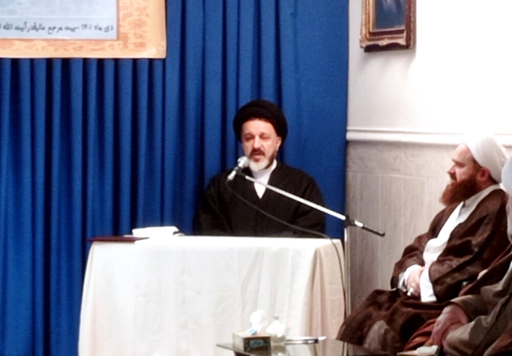 تقدیر از امام جمعه‌ای با ۴۲ سال خدمت در اسلامشهر تهران