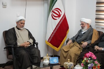 تصاویر/ دیدار مدیر حوزه علمیه آذربایجان غربی با مدیر کل مرکز خدمات در استان