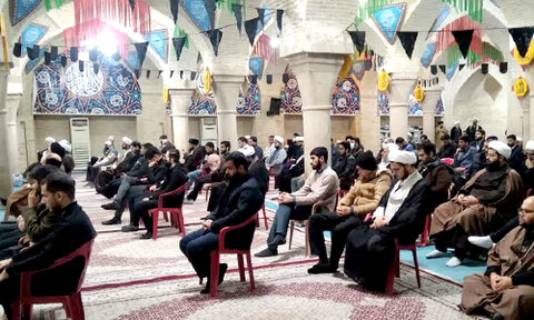تجمع طلاب و روحانیون شیراز در محکومیت اقدام نشریه موهن فرانسوی