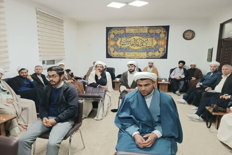 تصاویر/ نشست هم اندیشی طلاب و روحانیون تکاب با مدیرکل تبلیغات اسلامی آذربایجان‌غربی