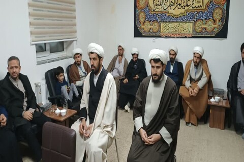 تصاویر/ نشست هم اندیشی طلاب و روحانیون تکاب با مدیرکل تبلیغات اسلامی آذربایجان‌غربی