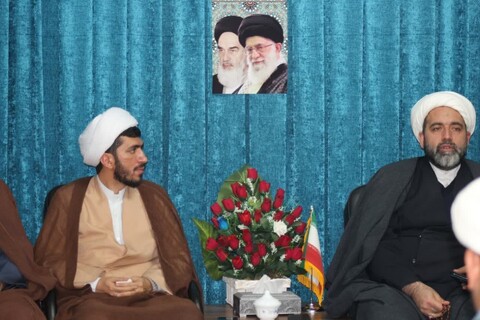 تصاویر/ نشست هم اندیشی طلاب و روحانیون تکاب با مدیرکل تبلیغات اسلامی آذربایجان‌غربی