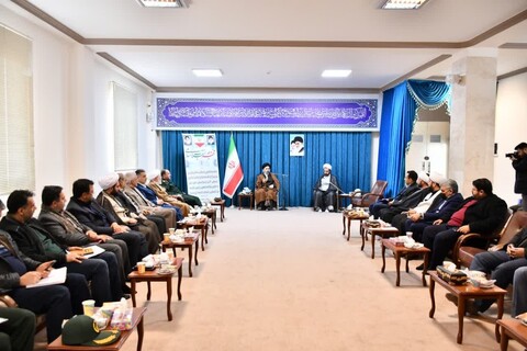 تصاویر/ جلسه هماهنگی برنامه ها و تشکیل ستاد برگزاری مراسمات ایام الله دهه فجر انقلاب اسلامی در ارومیه