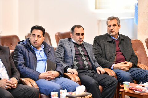 تصاویر| جلسه شورای هماهنگی و گسترش برنامه های قرآنی استان به ریاست نماینده ولی فقیه در آذربایجان غربی