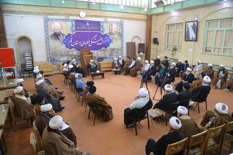 تصاویر / نشست هفتگی خطبای استان قم