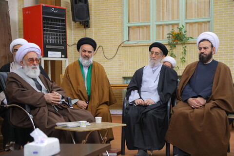 تصاویر / نشست هفتگی خطبای استان قم