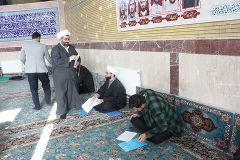 تصاویر/ دومین آزمون دوره سطح سه مشاوره اسلامی در حوزه علمیه کرمانشاه