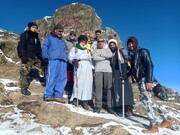 تصاویر / کوهنوردی تعداد از طلاب جامعة المصطفی مشهد