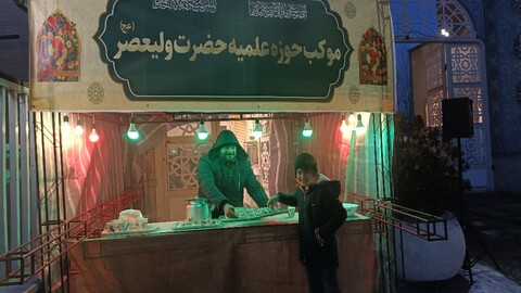 تصاویر/ ایستگاه صلواتی مدرسه علمیه حضرت ولیعصر(عج)تبریز بمناسبت میلاد حضرت فاطمه(س)