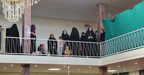تصاویر/ مراسم عمامه گذاری جمعی از طلاب در روز ولادت حضرت زهرا (س)