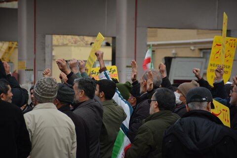 تصاویر/ راهپیمایی مردم ارومیه در محکومیت توهین مجله فرانسوی