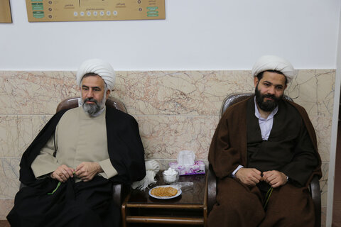 جلسه مدیران نهادهای حوزوی یزد با مشاور امور روحانیت رئیس جمهور