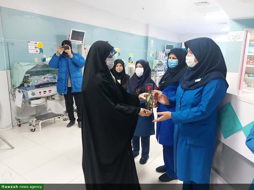 تجلیل متفاوت روحانیون همدانی از مادران + فیلم