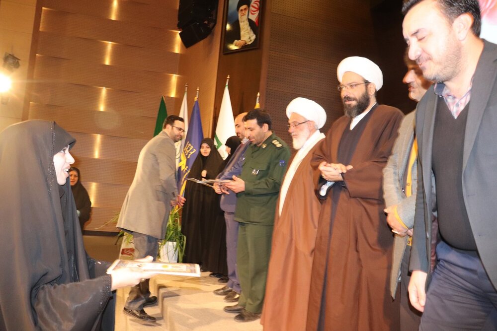 حقیقت زن، زندگی، آزادی در اسلام محقق شده است