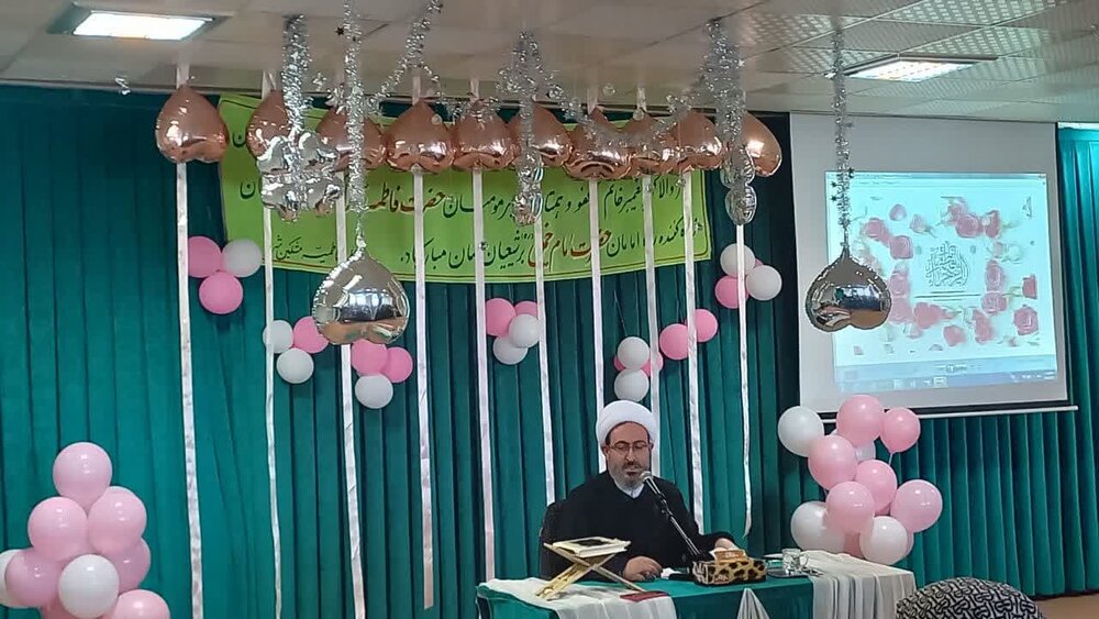 سیره حضرت زهرا(س) کاملترین راهنمای بشریت است