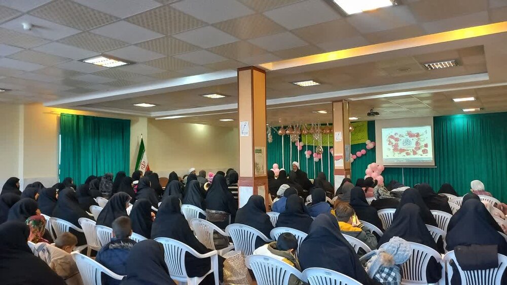 سیره حضرت زهرا(س) کاملترین راهنمای بشریت است